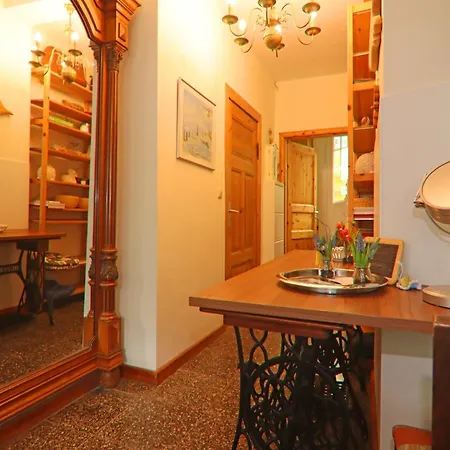 Romantische In דירה